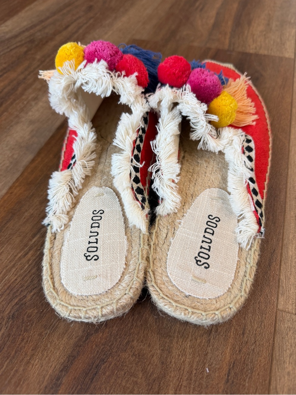 Soludos Red Slip-On Pom Pom Tassel Espadrille Mules - Picture 4 of 7